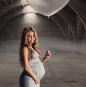9-najpoznatijih-trudnica-u-2015-foto