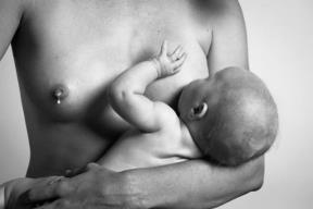 podrska-majkama-fotografije-zenskih-tela-posle-porodjaja-ponovo