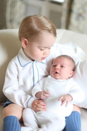 najlepse-fotografije-omiljene-kraljevske-bebe-princeza-sarlot-na