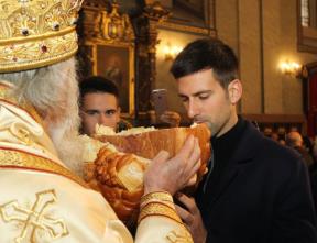 zakazali-svecani-cin-novak-i-jelena-djokovic-krstice-decu-u-beog