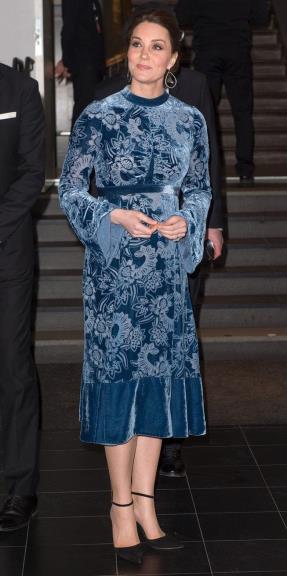 modna-kombinacija-koja-je-podelila-javnost-kako-se-vama-dopada-t