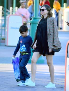 miranda-ker-postala-mama-po-drugi-put-hart-dobro-dosao-na-svet-f