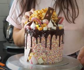 roze torta 5
