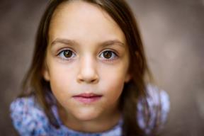 fotografise decje poglede_735608185