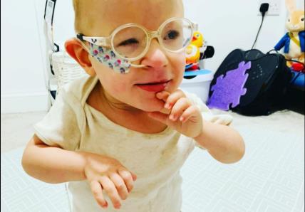 rodjen je velicine igle