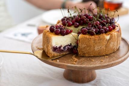 kolač od trešanja.jpg