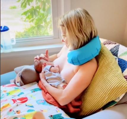 Dojenje, pravilan položaj