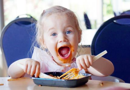 Restoran, devojčica, hrana, dete