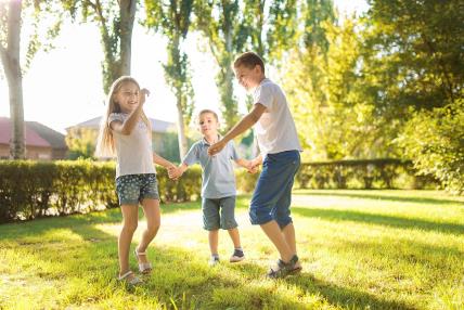 Kako da deca ostanu aktivna tokom letnjeg raspusta.