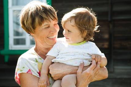 Šta bake i deke dozvoljavaju i sve rade za unuke1126516961.jpg