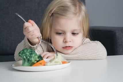 Razlika između dece koja jedu meso i vegetarijanaca.