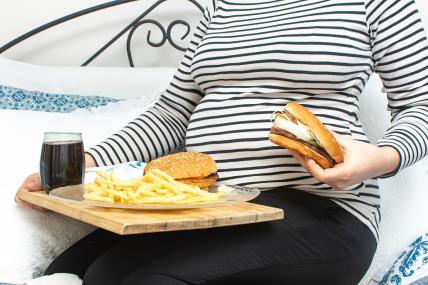 Brza hrana u trudnoći.