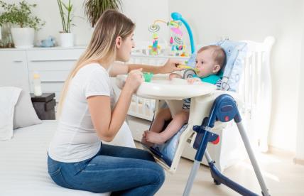 Kako izabrati stolicu za hranjenje beba