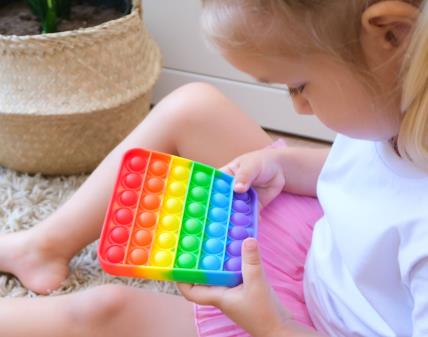 Kako pop it igračke utiču na dete.