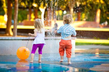 Zašto je opasno da se deca igraju sa vodom iz fontane