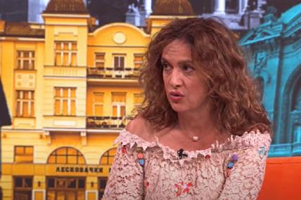 do kada je deci potreban nadzor u bazenu.jpg