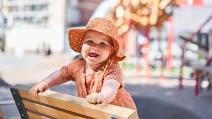 Saveti kako preživeti vrućine sa bebom.jpg