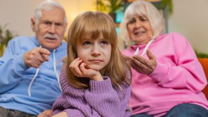 3 greške koje rade problematične babe i dede.jpg