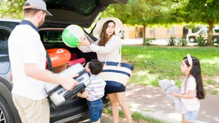 Roditelji se sa porodičnog odmora vrate umorni.jpg