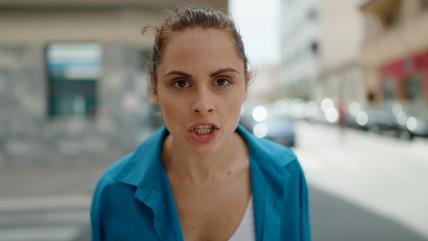 Snaja ljuta na svekrvu jer donosi hranu kojoj je istekao rok.jpg