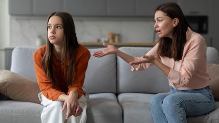 10 fraza kojima tinejdžeri manipulišu roditeljima