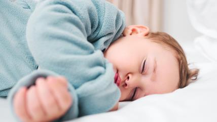 Majka slučajno napila bebu od 6 meseci
