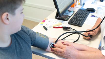 Visok pritisak kod dece