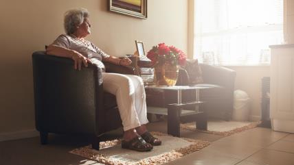 Svekrva izbacila sina i snaju iz kuće zbog svađa