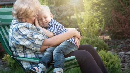 Bakini trikovi koji pomažu majci da izdržava dete s malo para