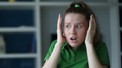 Lice zabrinute i uplašene žene