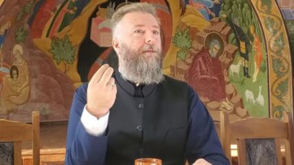 Otac Predrag Popović