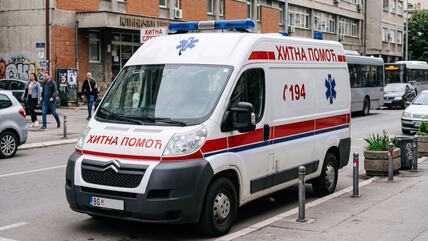 Kola hitne pomoći na putu