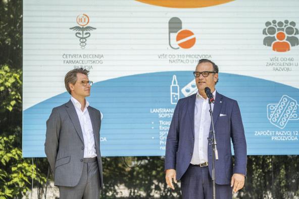 Stephan Eder (levo) i dr Ronald Zeliger (desno).jpg