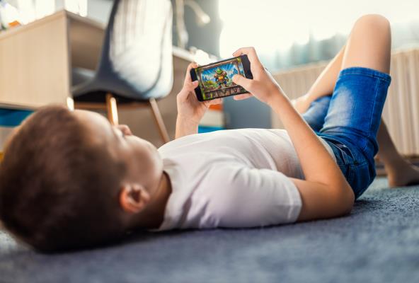 Dr Vlajko Panović o uticaju video igara na decu