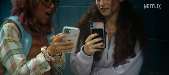 Majka godinu dana zlostavljala ćerku onlajn