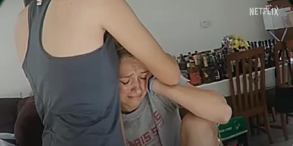 Majka godinu dana zlostavljala ćerku onlajn