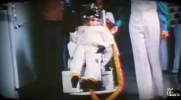 Dečak proveo život u plastičnom mehuru zbog bolesti