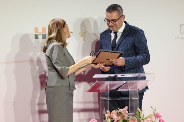 Ana Aleksić i doc. dr Milan Žegarac