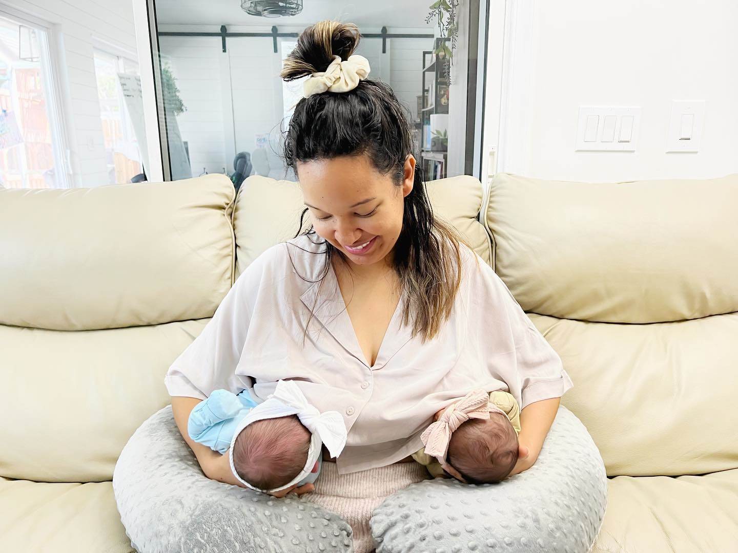 'Blizanci' a rođeni u razmaku od nedelju dana