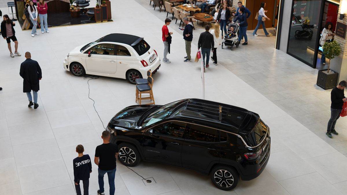 Galerija automobila Srbije