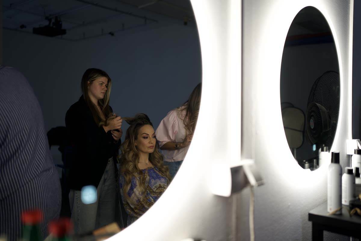 Jelena Tomašević i Ivan Bosiljčić slikali su se za naslovnu stranu magazina Lepa&Srećna, povodom 10. rođendana (11).jpg