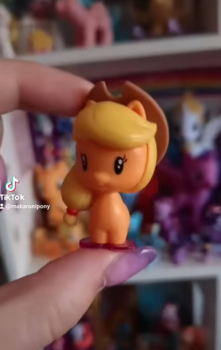 poni0005.jpg