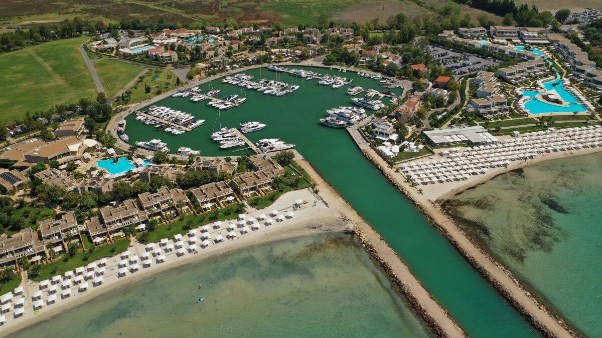 Sani Beach plaža