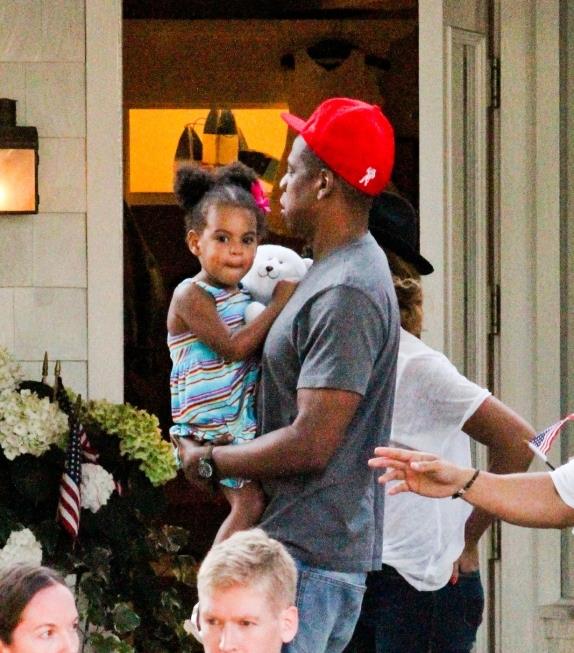 bijonse-i-dzej-zi-u-porodicnoj-kupovini-foto