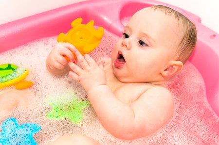 razvoj-bebe-u-trecem-mesecu