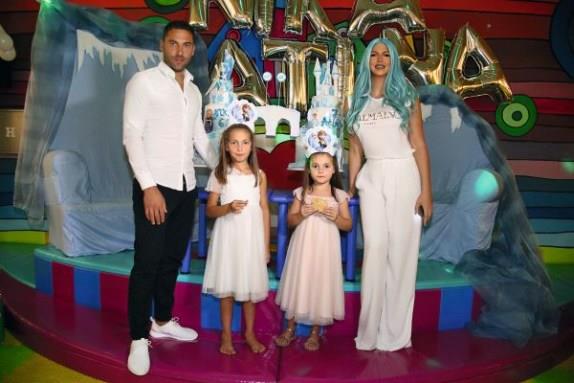 jelena-karleusa-rodjendansko-slavlje-za-cerkice-u-znaku-zaledjen