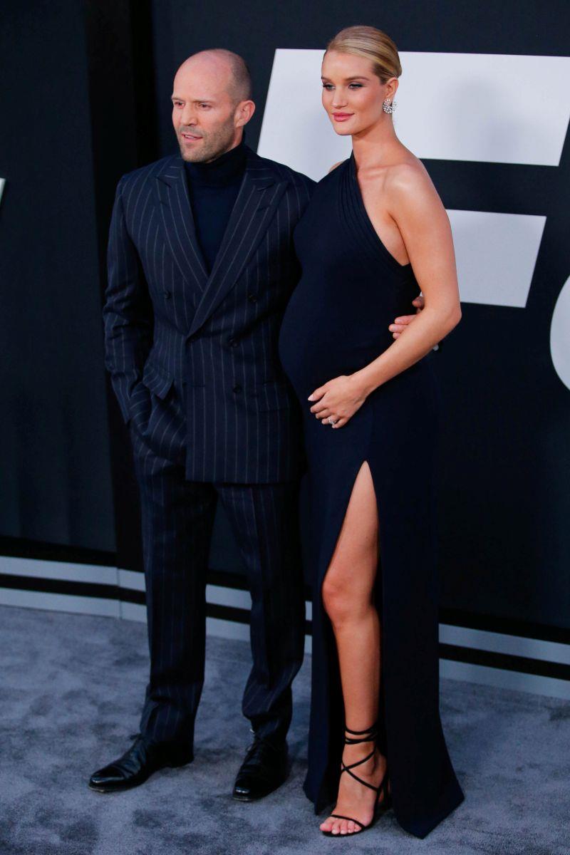 haljina-koju-obozavaju-slavne-trudnice